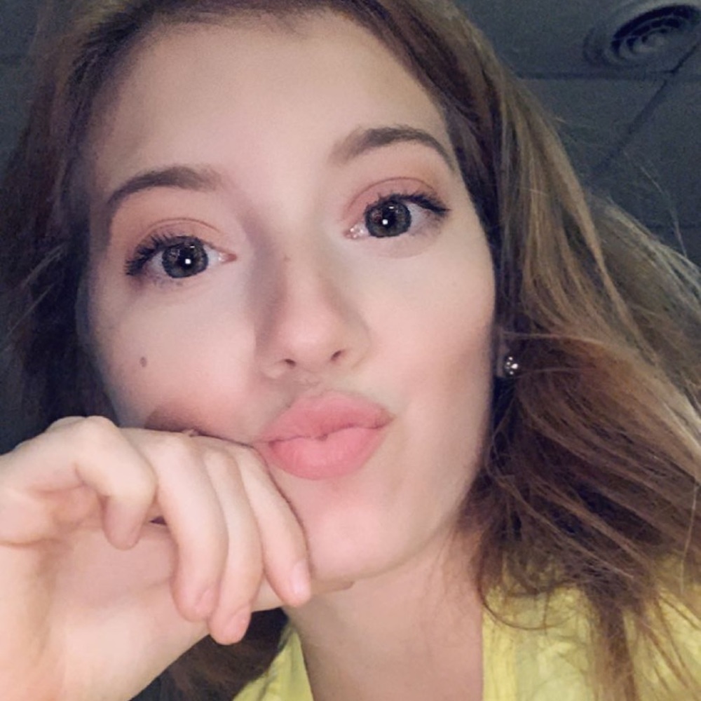 Meet your Posher, Hannah